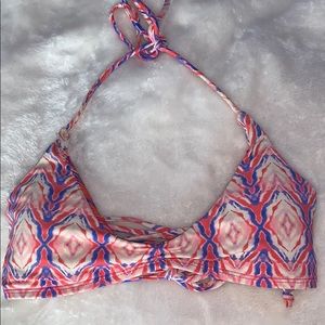 Pink patterned bikini top